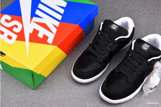 Dunk SB Nike Low Medicom Toy CZ5127-001 (2020) 0918
